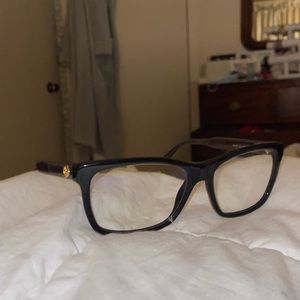 Gucci eye glasses